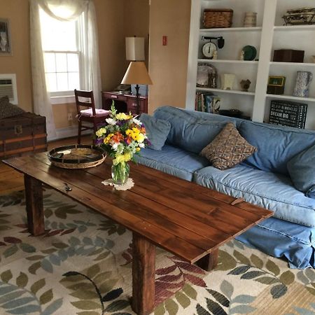 The Sunny Grange Bed & Breakfast Campton Bagian luar foto