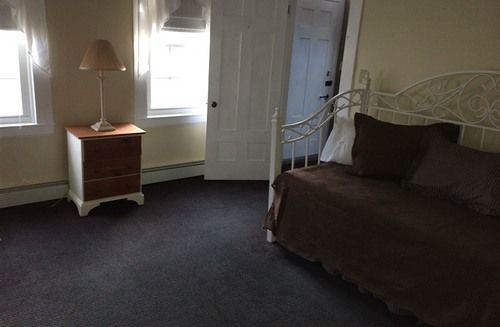 The Sunny Grange Bed & Breakfast Campton Bagian luar foto