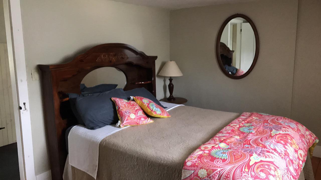 The Sunny Grange Bed & Breakfast Campton Bagian luar foto